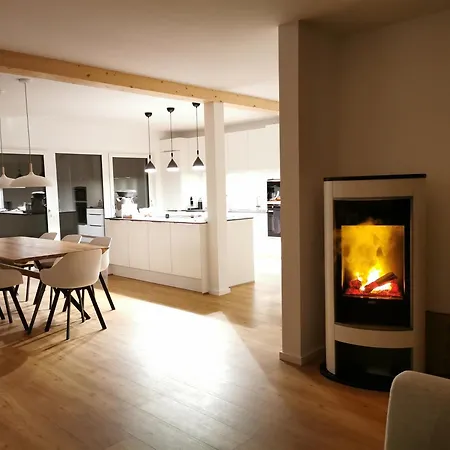 Chalethaus-chiemsee - 268 Qm Am Chiemsee - Neubau برين ام شيميسي